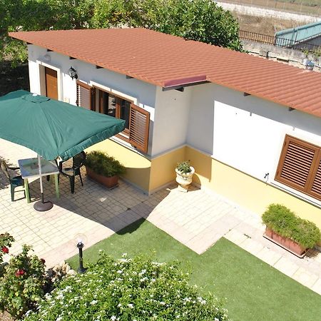 B&B Ginevra ปุลซาโน ภายนอก รูปภาพ