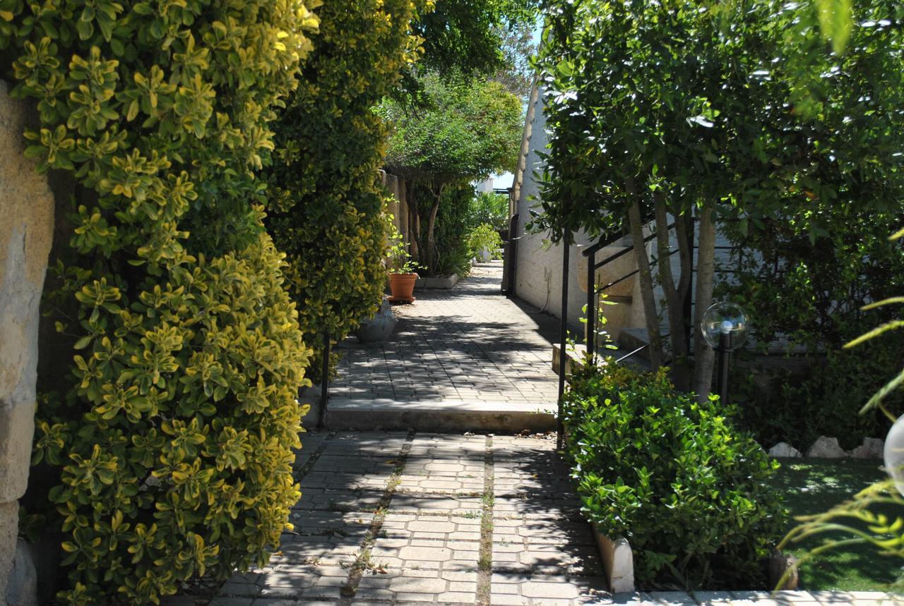 B&B Ginevra ปุลซาโน ภายนอก รูปภาพ