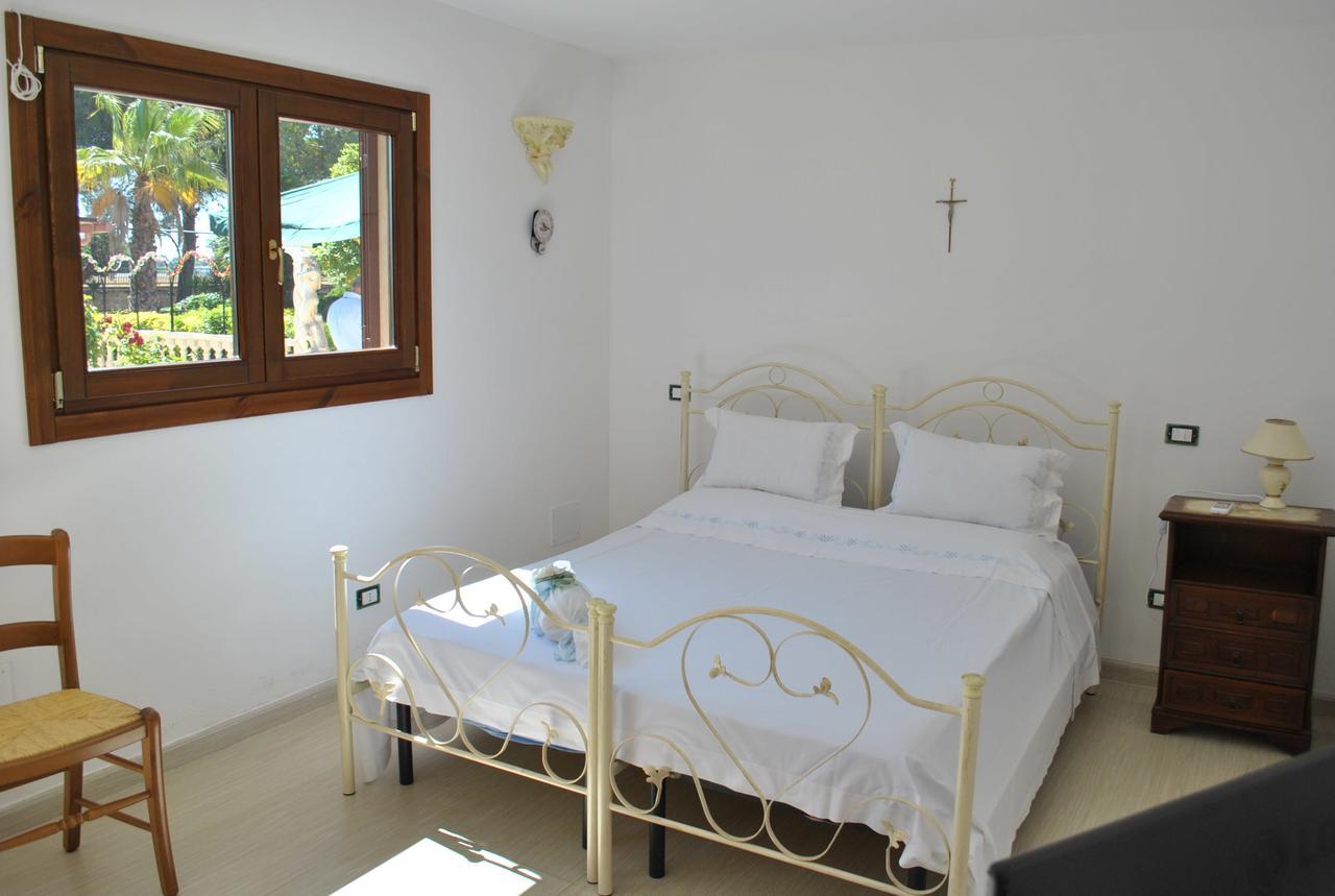 B&B Ginevra ปุลซาโน ภายนอก รูปภาพ